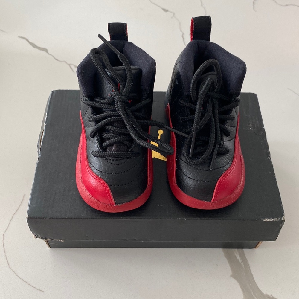 Jordan 12 Retro